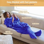 Huggle Ολόσωμη Κουβέρτα Βελουτέ Fleece με Μανίκια και Κάλυψη Ποδιών - Μπλε - Image 2