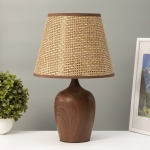 Eπιτραπέζιο Διακοσμητικό Φωτιστικό Με Αμπαζούρ Και Όψη Ξύλου