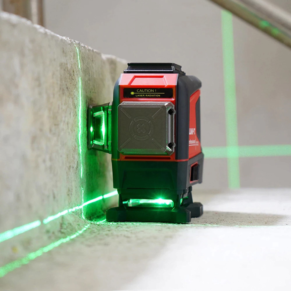 Αυτορυθμιζόμενο Αλφάδι Laser Πράσινης Ακτίνας 3x360° Με Τηλεχειριστήριο Και Μπαταρία 5200mAh UNI-T LM575LD - Image 8