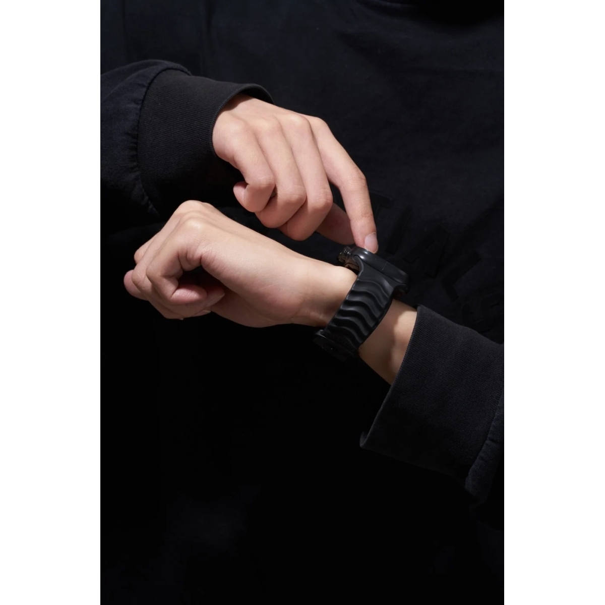 MATERIK Sport Band για Apple Watch 49mm - 42/44mm - 45/46mm Volcanic Black MP-AWB-FKM1-BK - Image 2