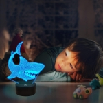 Επιτραπέζιο Φωτιστικό LED 3D Illusion Με 7 Χρώματα - Καρχαρίας - Image 4