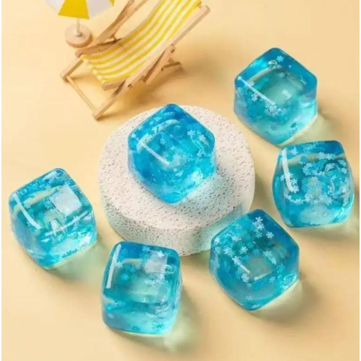 Ice Cube Squishy Κύβος με Νιφάδες Χιονιού Αντιστρές