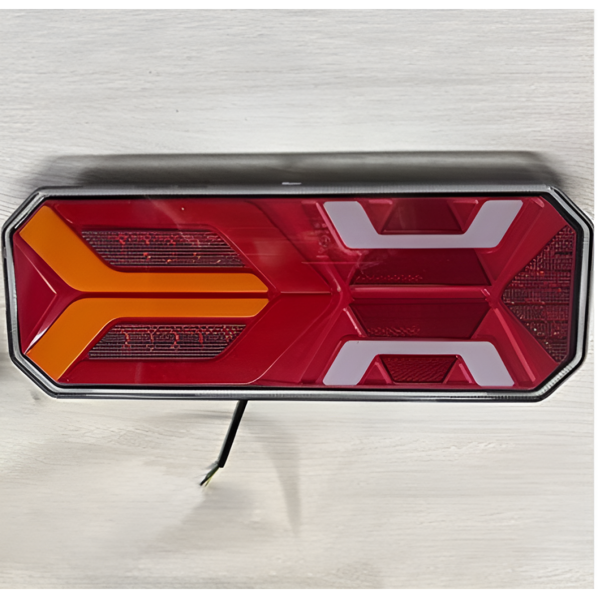 Πίσω Φανάρι Φορτηγού LED 12-36V W18586-1 - Image 2