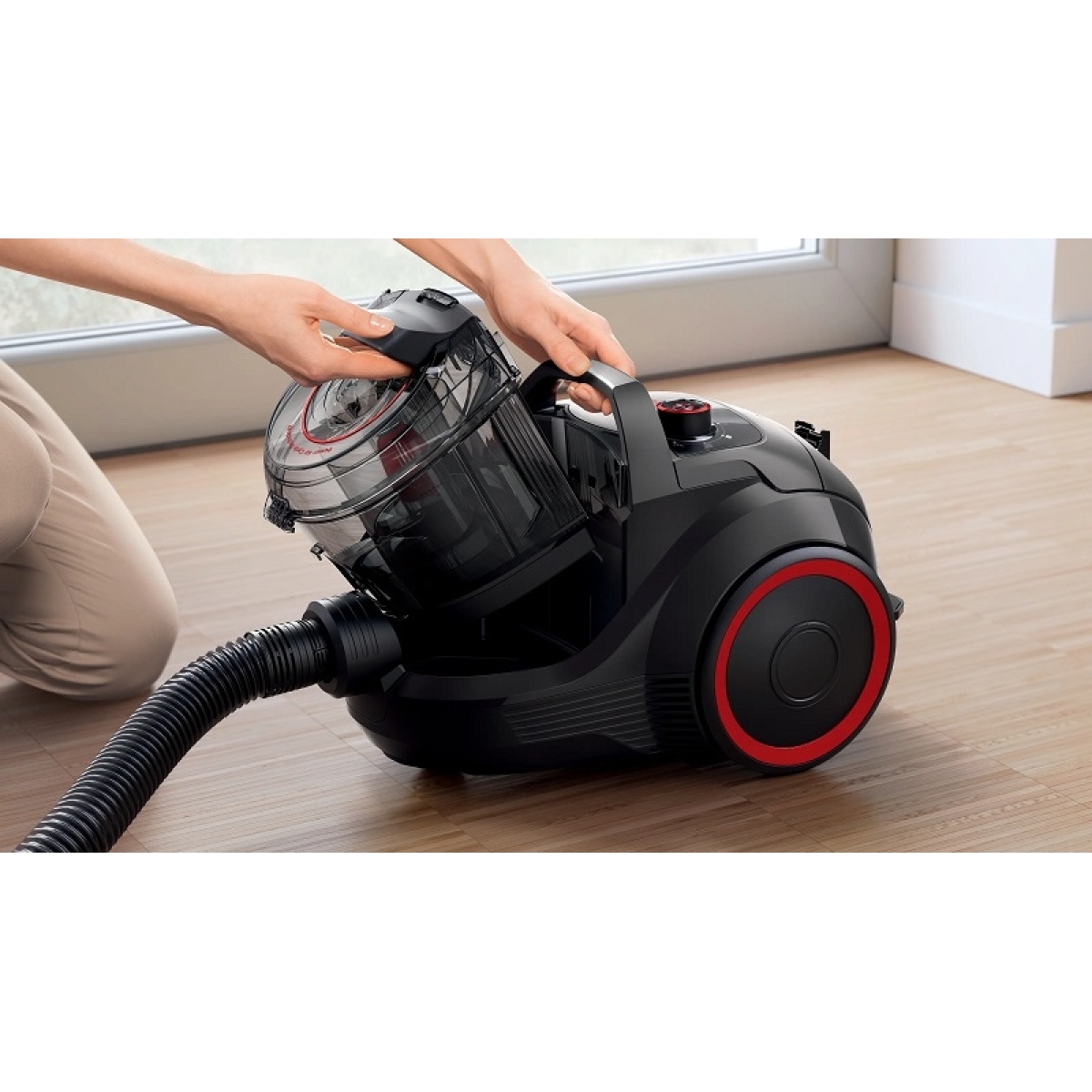 Bosch Ηλεκτρική Σκούπα 750W με Κάδο 2lt Μαύρη BGS21POW2 - Image 4